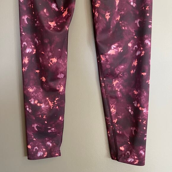 SPANX Booty Boost Active Print 7/8 Legging in Wine/Orange Tie-Dye Size Small - Picture 10 of 15